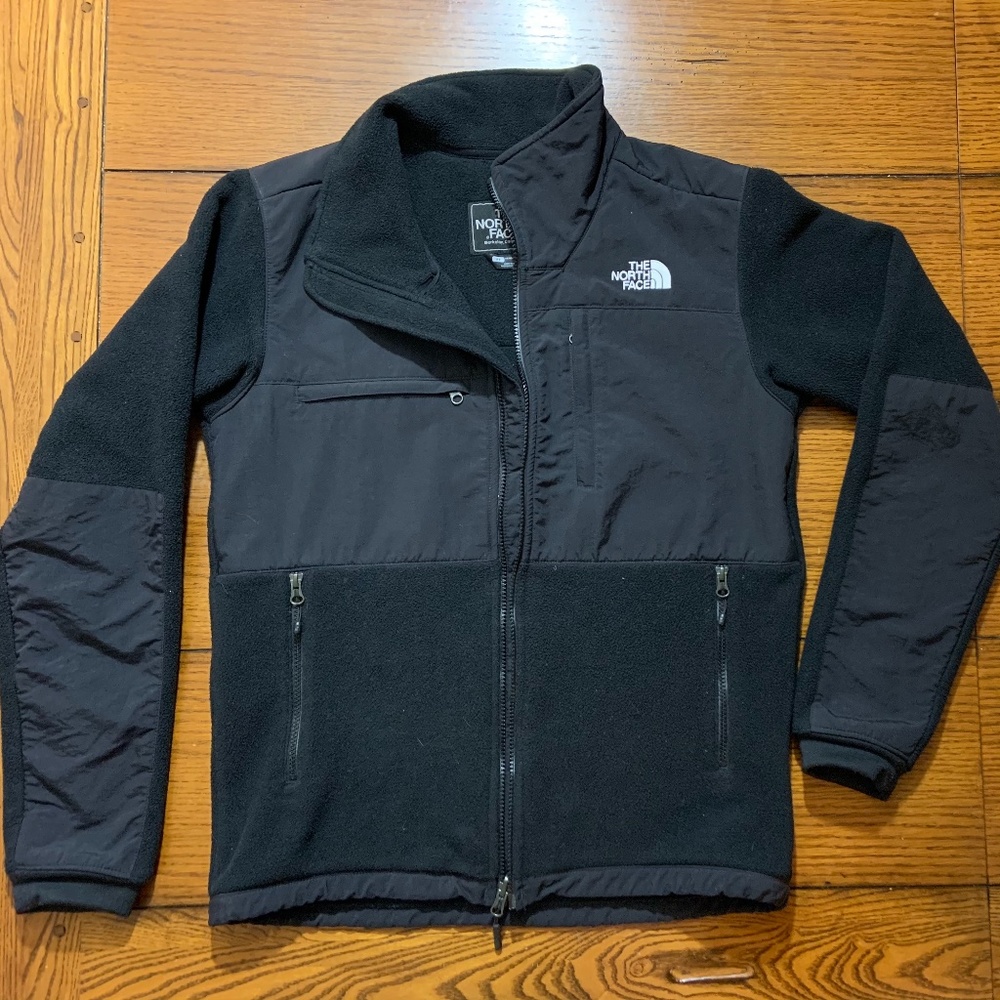 Northface Fleece Denali Jacket Black.